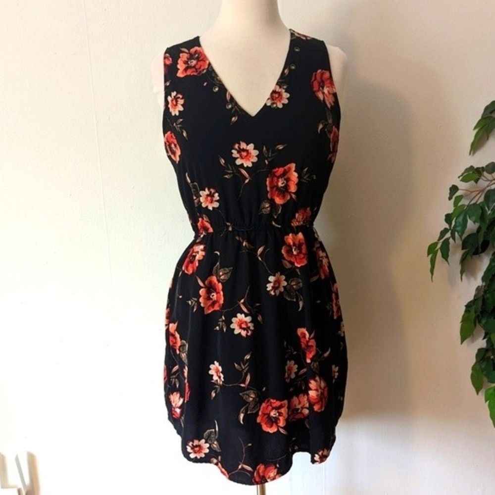 Justify Dark Floral Sleeveless Dress